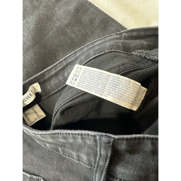 Forever 21 Distressed Black Skinny Jeans - Size 27 - Picture 6 of 8